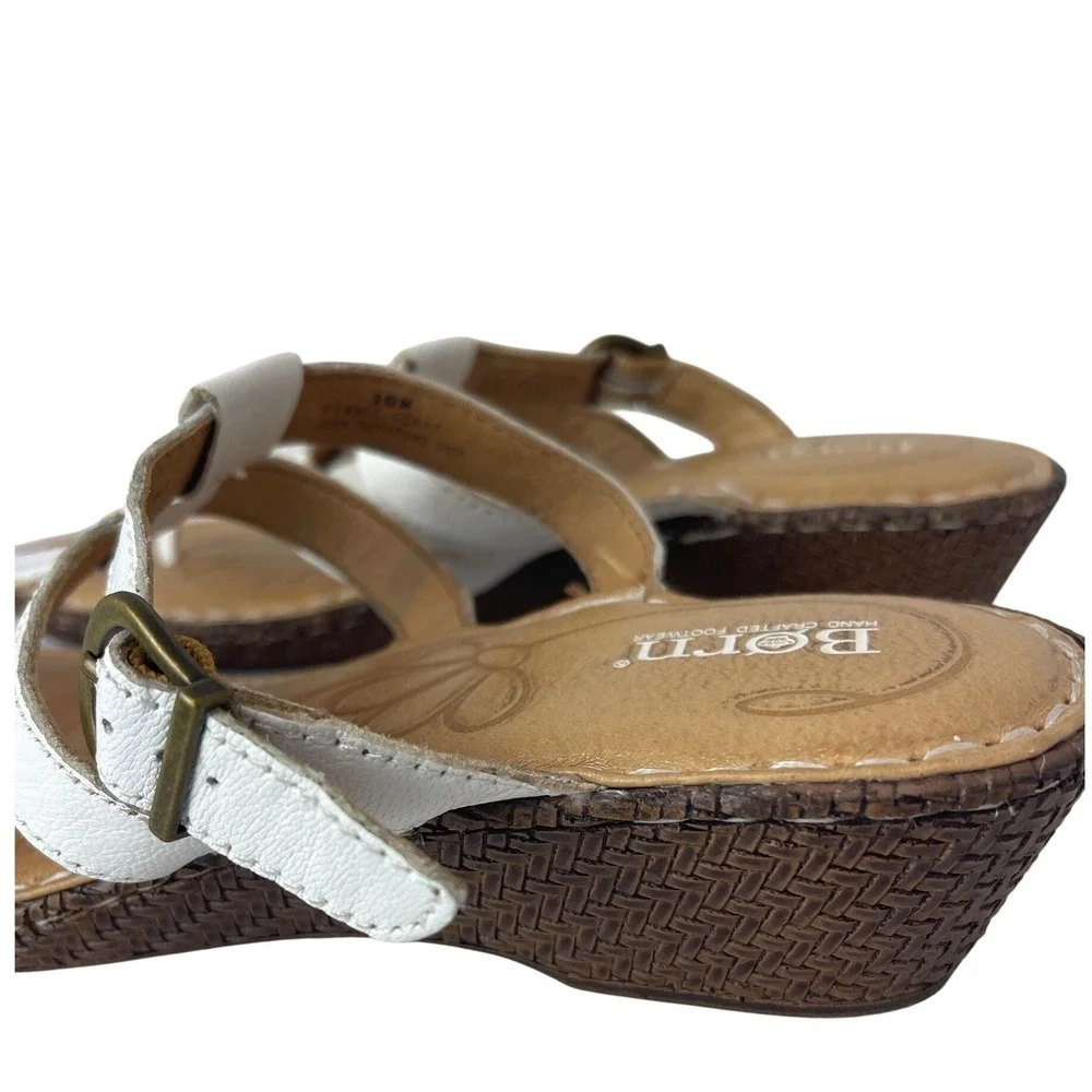 Born White Leather Thong Wedge Sandals Womens 10 M Floral Footbed C7617